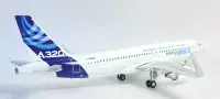 Airbus A320 House / Demo Livery Sharklets Diecast Collectors Model 1:200 XX2637
