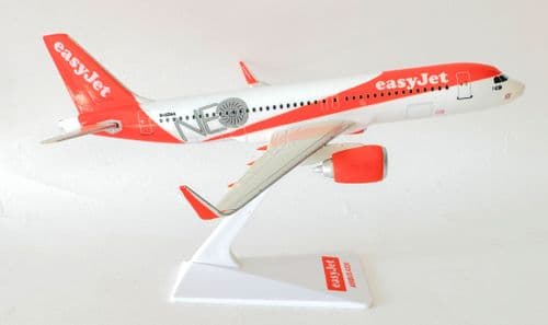 Airbus A320neo Easyjet Collectors Model Premier Models Scale 1:200 G-UZHA