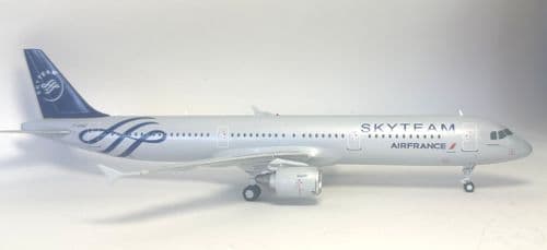 Airbus A321 Air France Skyteam Livery Diecast Collectors Model 1:200 XX2481