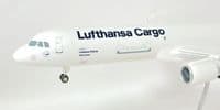 Airbus A321 Lufthansa Cargo Premium Limox Wings Collectors Model Scale 1:100