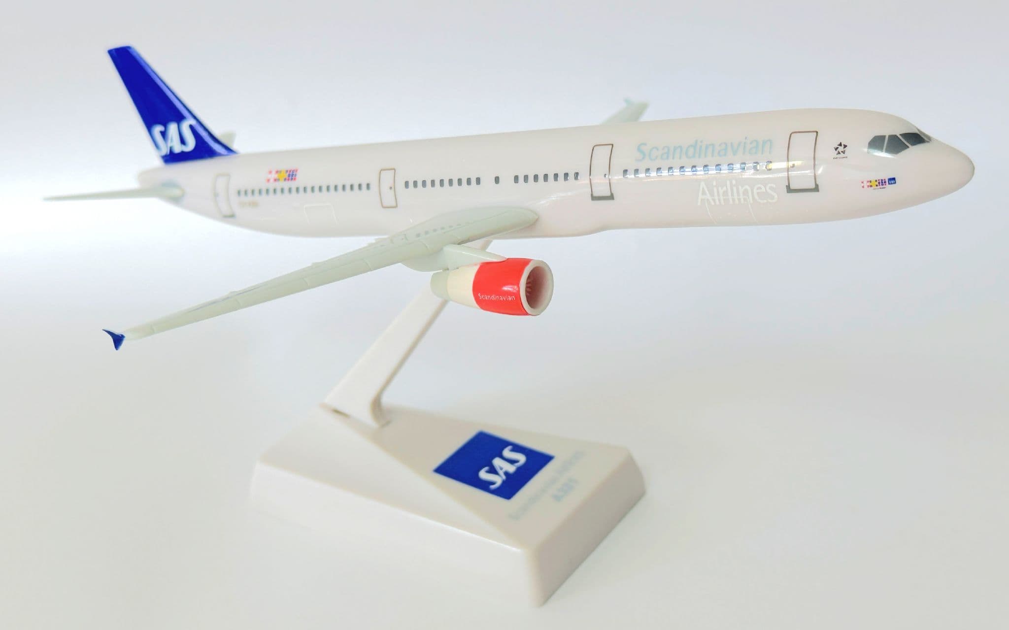 Airbus A321 SAS Scandinavian Airlines Wooster Collectors Model
