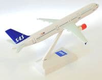 Airbus A321 SAS Scandinavian Airlines Wooster Collectors Model Scale 1:200