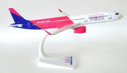 Airbus A321 Wizzair Snap Fit Airliner Aircraft Collectors Model Scale 1:200
