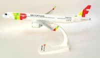 Airbus A321neo TAP Air Portugal Snap Fit Collectors Model Scale 1:200 613835
