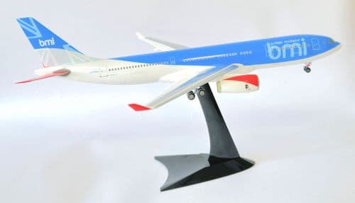 Airbus A330-200 BMI British Midland Int. Herpa Collectors Model Scale 1:200 550451