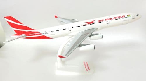 Airbus A340-300 Air Mauritius Snap Fit Airliner Collectors Model Scale 1:200