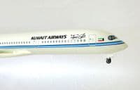 Airbus A350-900 Kuwait Airways Premium Skymarks Collectors Model Scale 1:200