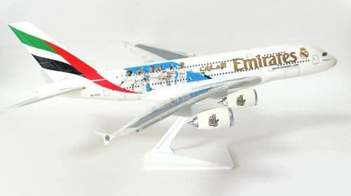 Airbus A380 Emirates FC Madrid Snap Fit Collectors Aircraft Model Scale 1:250
