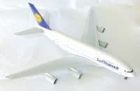 Airbus A380 Lufthansa Risesoon (Skymarks) Premium Collectors Model Scale 1:200