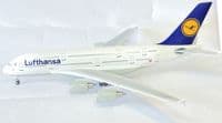 Airbus A380 Lufthansa Risesoon (Skymarks) Premium Collectors Model Scale 1:200