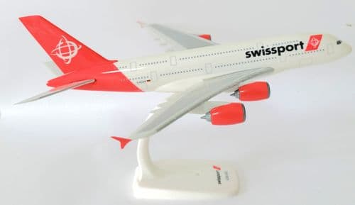 Airbus A380 Swissport Herpa PPC Snap Fit Collectors Model Scale 1:250
