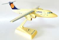 Avro RJ-85 Lufthansa Cityflyer 1990's Snap Fit Collectors Model Scale 1:144