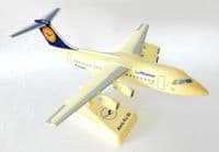 Avro RJ-85 Lufthansa Cityflyer 1990's Snap Fit Collectors Model Scale 1:144
