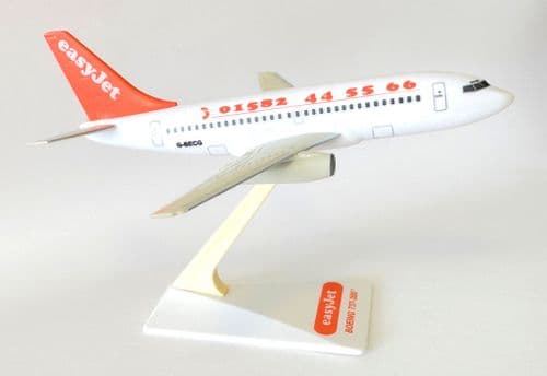Boeing 737-200 Easyjet Airline Snap Fit Collectors Model Scale 1:200 New No Box