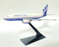 Boeing 737-600 House Demo Livery 1990's Snap Fit Collectors Model Scale 1:200