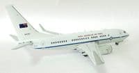 Boeing 737-700 BBJ Australian Air Force RAAF Gemini Jets Model 1:200 G2RAA1223