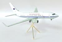 Boeing 737-700 BBJ Australian Air Force RAAF Gemini Jets Model 1:200 G2RAA1223