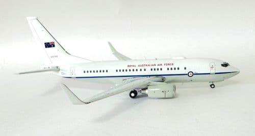 Boeing 737-700 BBJ RAAF Australian Air Force Gemini Jets Model 1:200 G2RAA1223