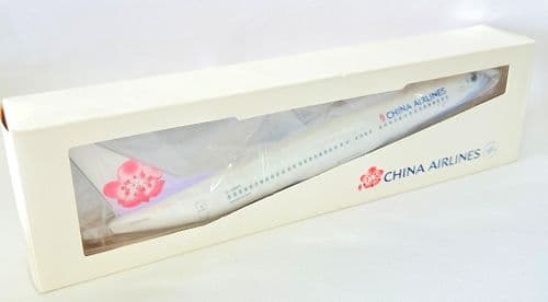 Boeing 737-800 China Airlines Skymarks / Risesoon Premium Collectors Model 1:130