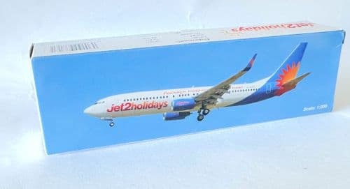 Boeing 737-800 Jet2 Holidays G-GDFD Snap Fit Aircraft Collectors Model 1:200 New