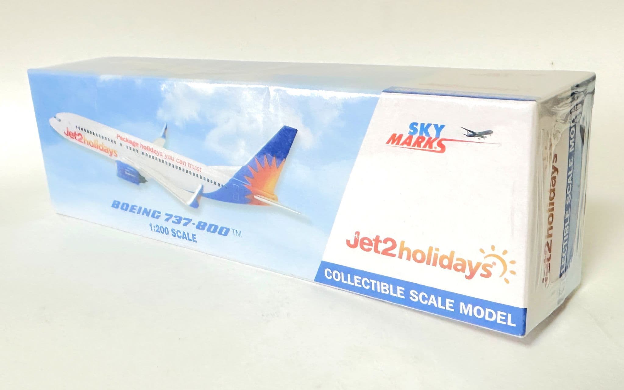 Boeing 737-800 Jet2 Holidays Snap Fit Airliner Collectors Model Scale 1 ...