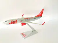 Boeing 737-800 Jet2 Red Silver Premier Models Snap Fit collectors Scale 1:200
