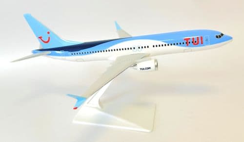 Boeing 737 MAX 8 TUI Airlines Snap Fit Airliner Collectors Model Scale 1:200