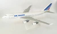 Boeing 747-400 Air France 1990's IMC / CMD Snap Fit Collectors Model Scale 1:250