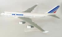 Boeing 747-400 Air France 1990's IMC / CMD Snap Fit Collectors Model Scale 1:250