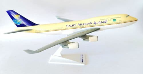 Boeing 747-400 Saudi Arabian IMC / CMD Snap Fit Collectors Model Scale 1:250
