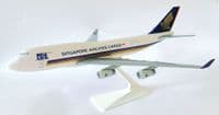 Boeing 747-400 Singapore Airlines Cargo Snap Fit Collectors Model Scale 1:250 -