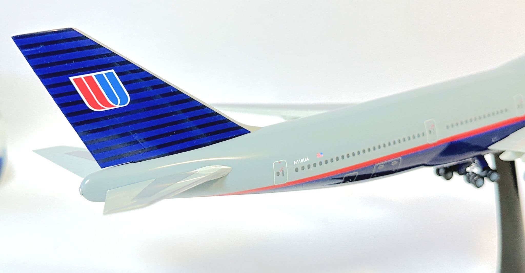 Boeing 747-400 United Airlines Grey Herpa Collectors Model Scale 1
