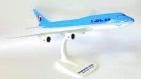Boeing 747-8 Korean Air Snap Fit Collectors Model Airliner Scale 1:250