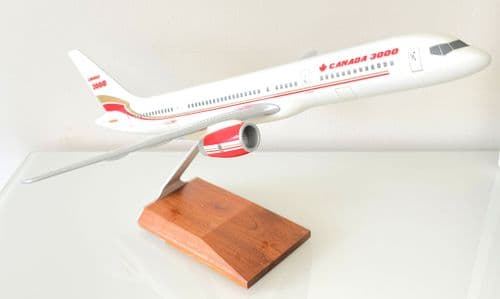 Boeing 757-200 Canada 3000 Pacmin Corporate Collectors Model Scale 1:100