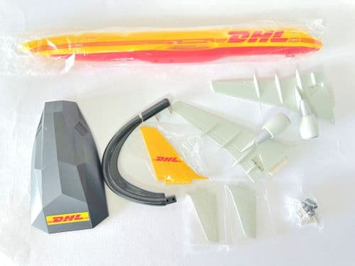 Boeing 757-200 DHL Logistics Phoenix Models Premium Aircraft Model 1:130