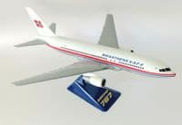 Boeing 767-200 Braathens SAFE Wooster Snap Fit Collectors Model Scale 1:200  -