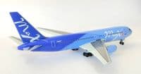 Boeing 767-200 MAXjet Airways Dragon Wings Diecast Collectors Model 1:400 55157