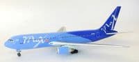 Boeing 767-200 MAXjet Airways Dragon Wings Diecast Collectors Model 1:400 55157