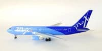 Boeing 767-200 MAXjet Airways Dragon Wings Diecast Collectors Model 1:400 55157