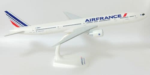 Boeing 777-300 Air France PPC Snap Fit Airliner Collectors Model 1:200