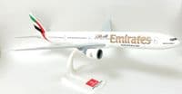 Boeing 777-300 Emirates Airline PPC Snap Fit Airliner Collectors Model 1:200