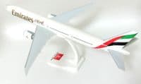 Boeing 777-300 Emirates Airline PPC Snap Fit Airliner Collectors Model 1:200