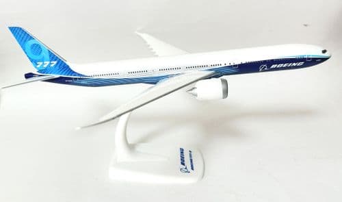Boeing 777-9 House Demo Livery Herpa Snap Fit Collectors Model Scale 1:250