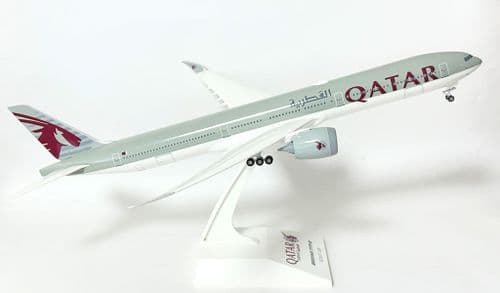Boeing 777-9 Qatar Airways Premium Skymarks Collectors Model 1:200 SKR1014