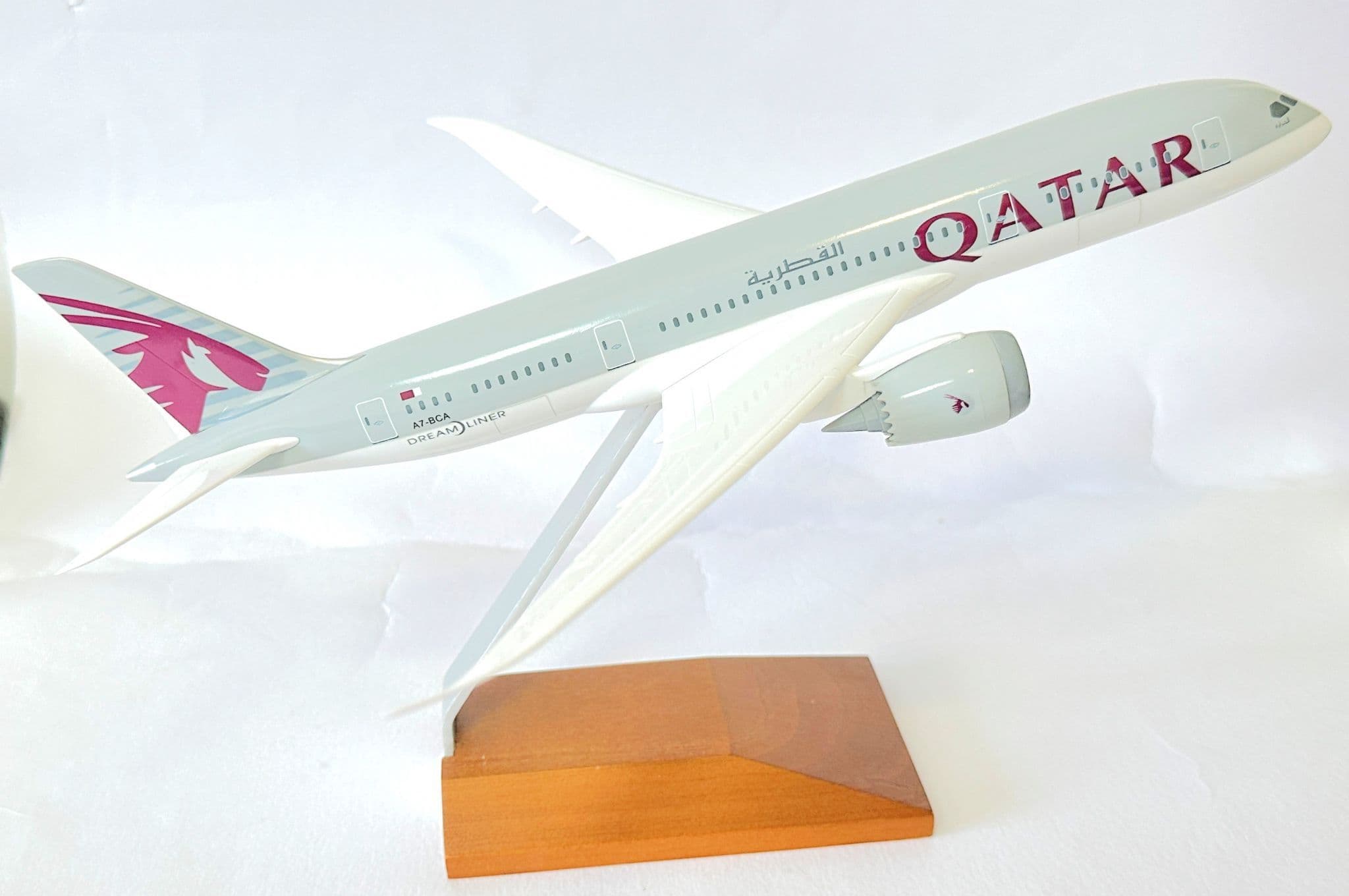 Boeing 787-8 DREAM LINER 1/200 スケールモデル Amazon | Boeing 787-8 DREAM LINER 1200 スケールモデル