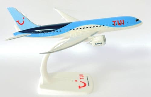 Boeing 787-8 TUI Airways Snap Fit Airliner Collectors Model Scale 1:250