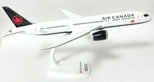 Boeing 787-9 Air Canada Herpa Snap Fit Airliner Collectors Model Scale 1:200