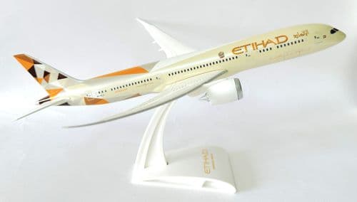 Boeing 787-9 Etihad Airways Snap Fit Airliner Collectors Model Scale 1:200