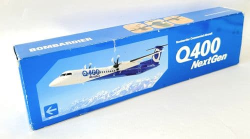 Bombardier Dash-8-Q400 House / Demo Livery Risesoon Collectors Model Scale 1:100