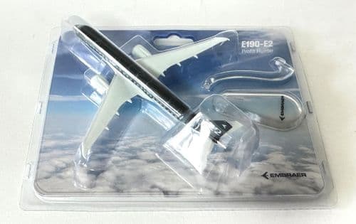 Embraer ERJ-190 E2 House / Demo Livery Official Lupa Collectors Model 1:250